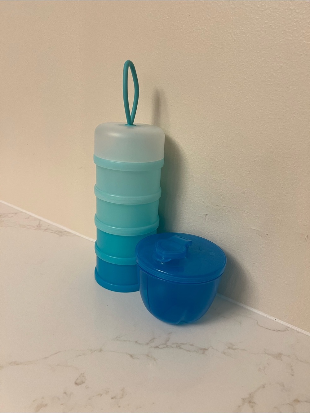 Formula dispensers could work as snack containers